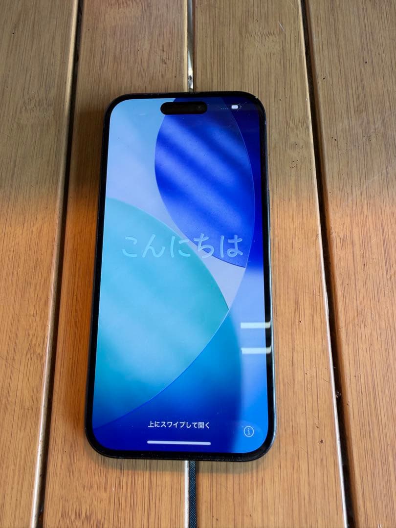 Apple iPhone 15 ブラック 本体　128GB