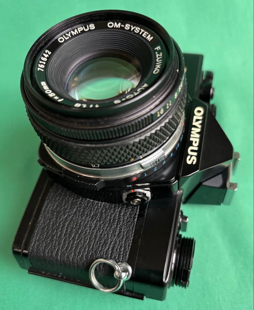 ★ OLYMPUS OM-2N BLACK + 標準レンズ 50mm