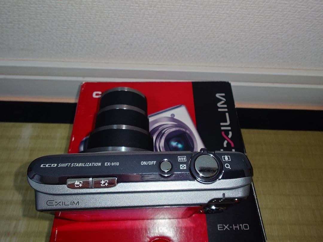 CASIO EX-H10 コンパクトデジタルカメラ　中古　動作確認済