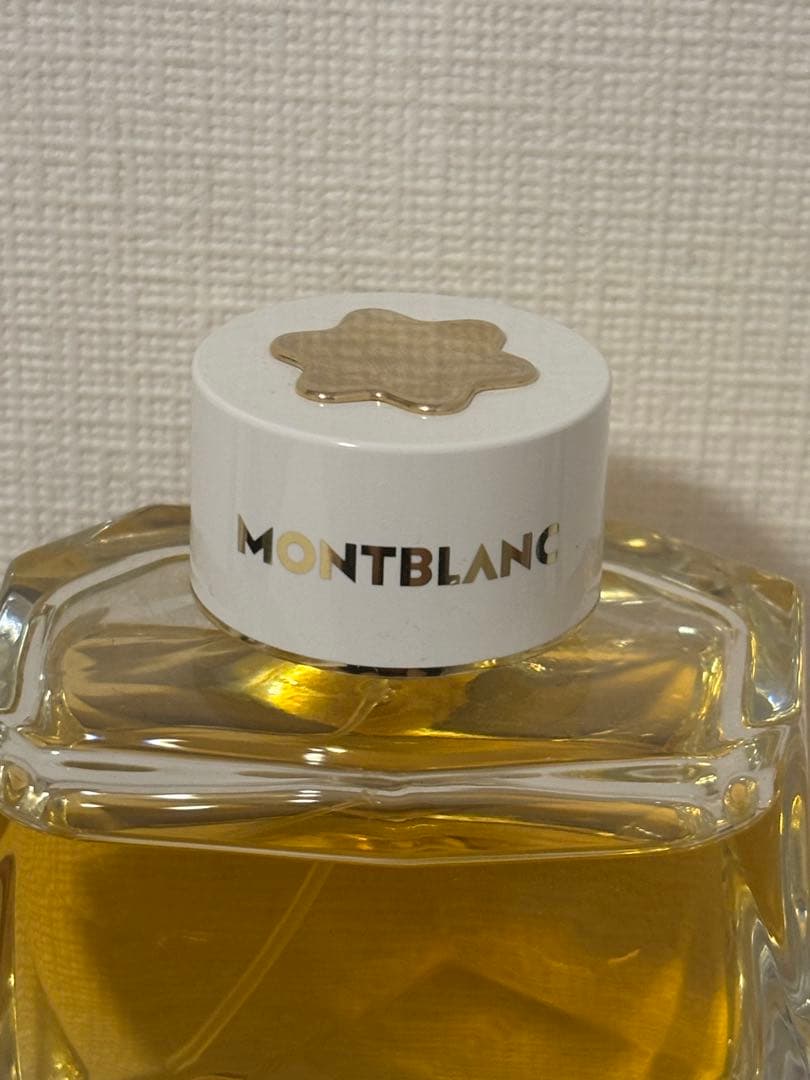 MONTBLANC シグニチャーアブソリュ (モンブラン女性用香水)
