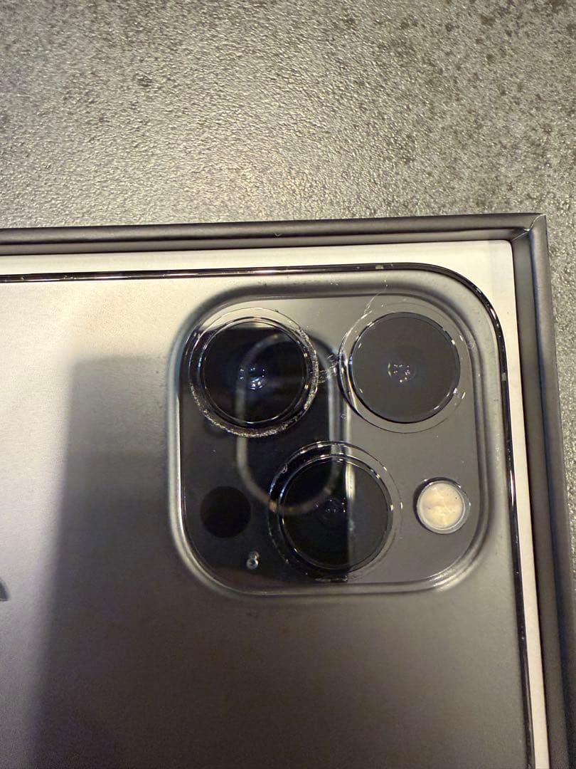 iPhone13Pro本体　128GB Apple製品