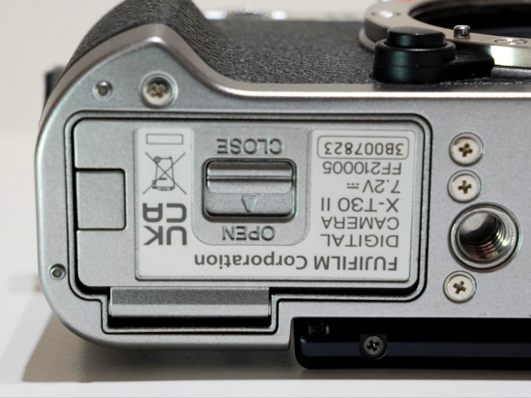 美品 富士フイルム X-T30 II｜元箱・説明書あり