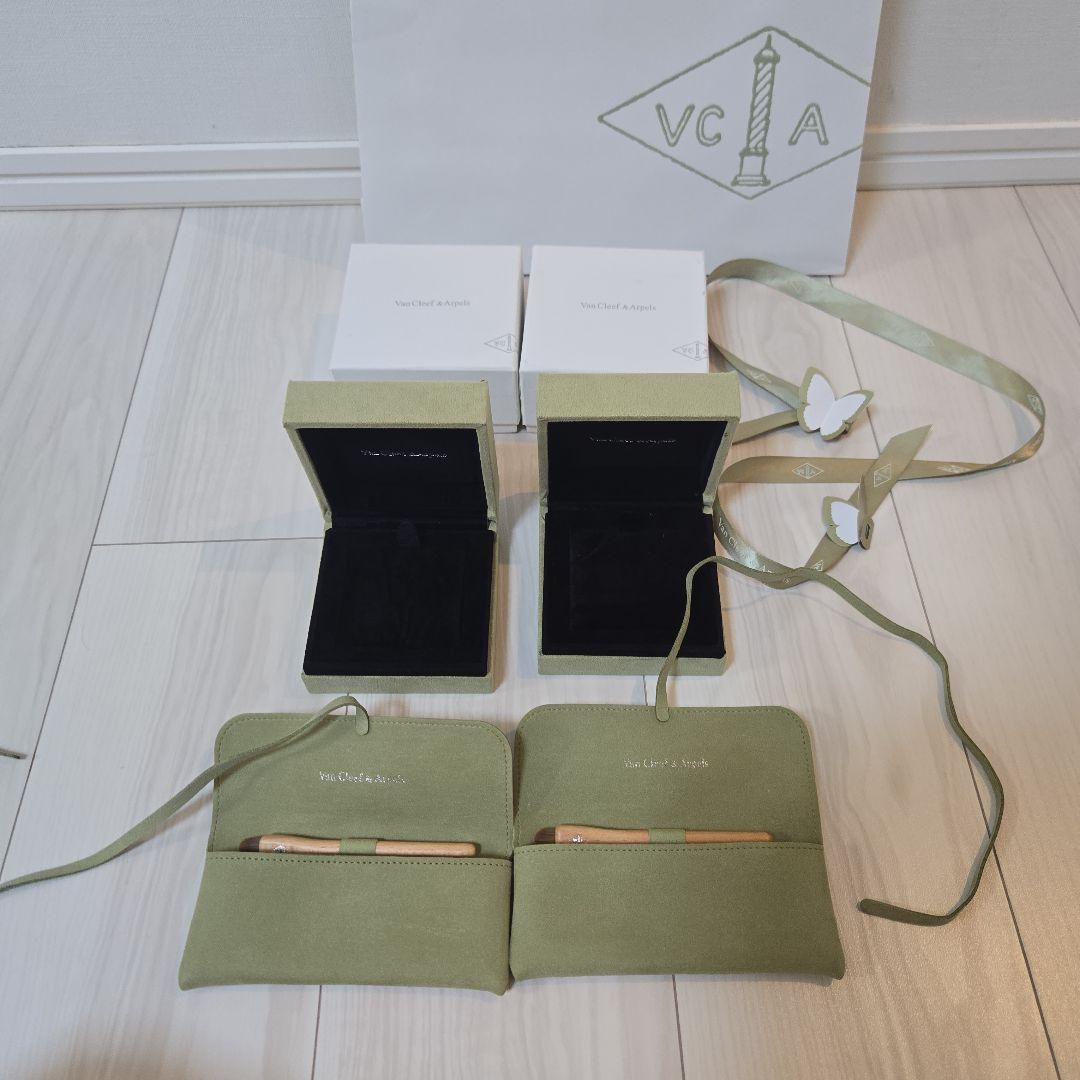 Van Cleef&Arpels ヴァンクリーフ＆アーペル 空箱、ショッパー