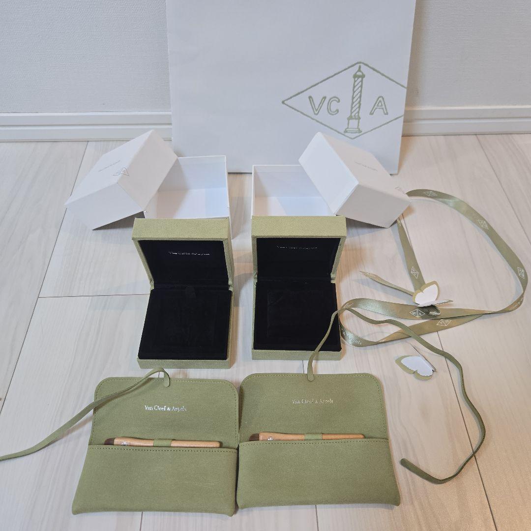 Van Cleef&Arpels ヴァンクリーフ＆アーペル 空箱、ショッパー