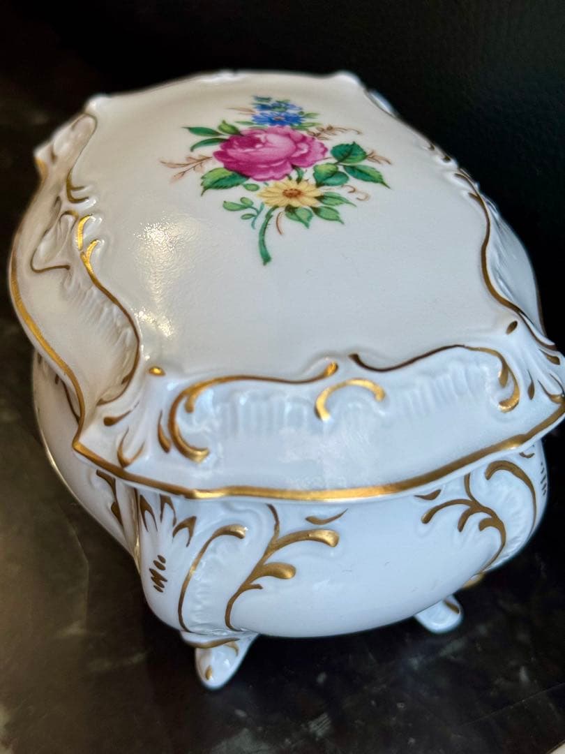❤︎ドイツ製　バルボティーヌ風　ジュエリーボックス　花柄　陶磁器　小物入れ