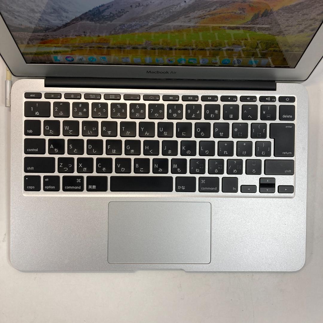 Apple MacBook Air Core i7 ノートパソコン （A60）