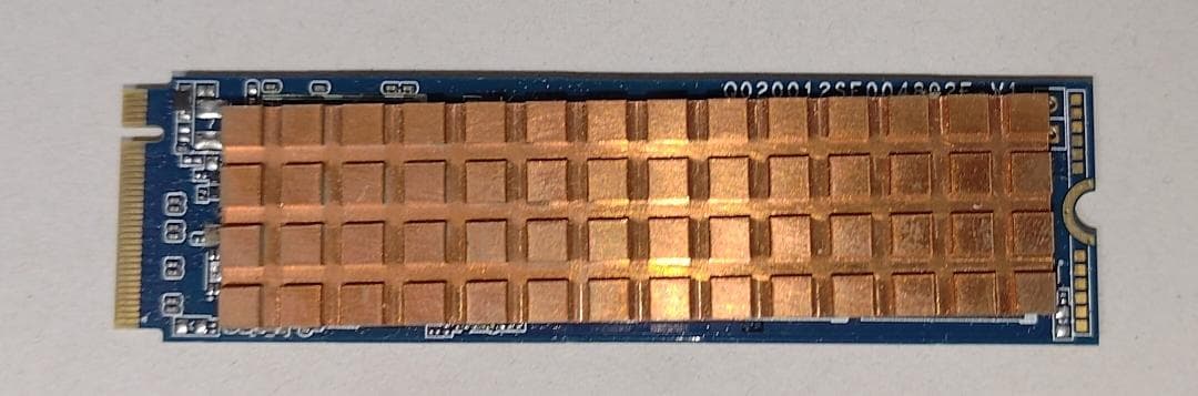 ★値下　M.2 SSD 1TB CSSD-M2B1TPG3VNF ヒートシンク付