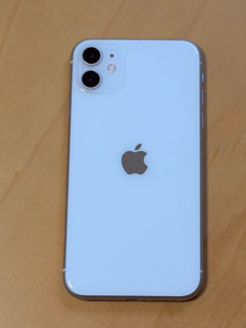 iPhone 11 ホワイト 128GB バッテリー100% SIMフリー