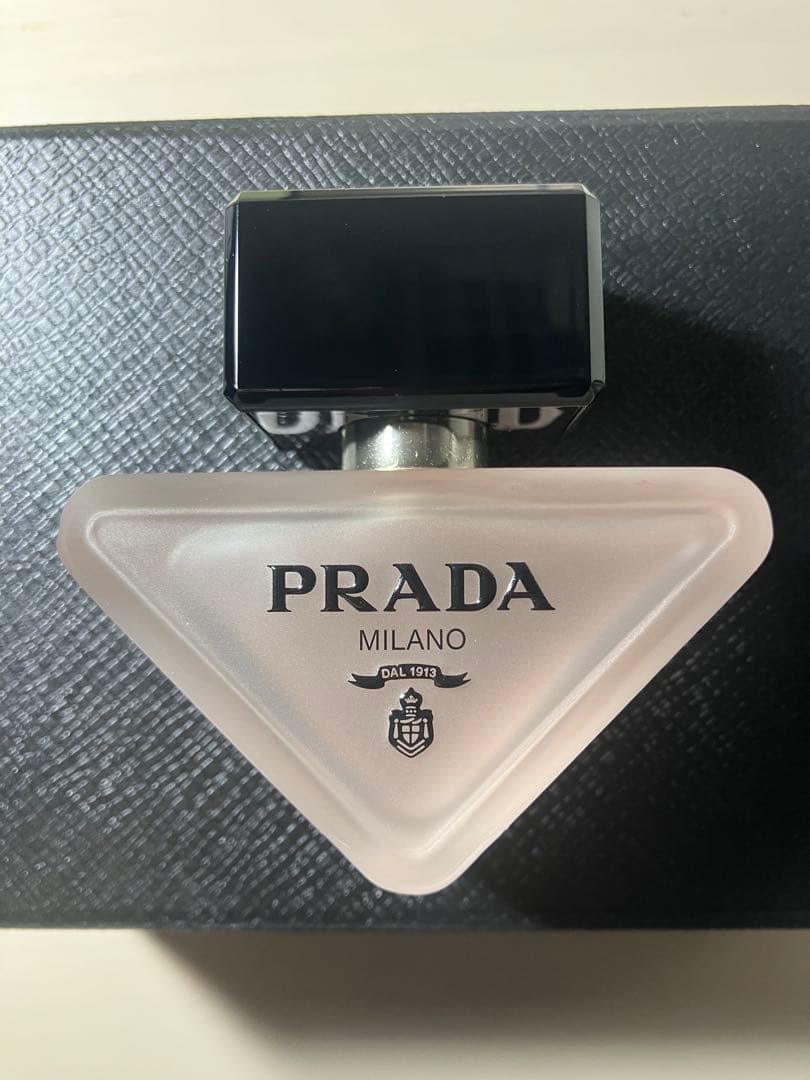 PRADA PARADOXE ヘアミスト 30mlギフトボックス付き