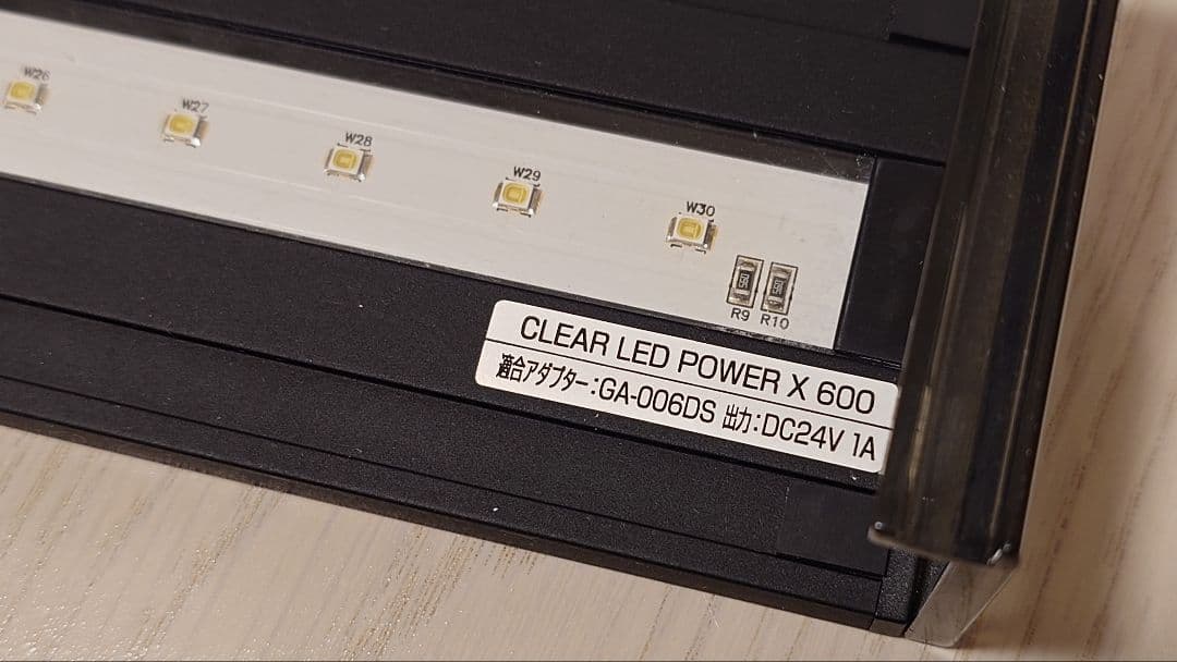 ​【動作確認済】GEX 60cm水槽用 上部フィルタ 高輝度LEDライト セット