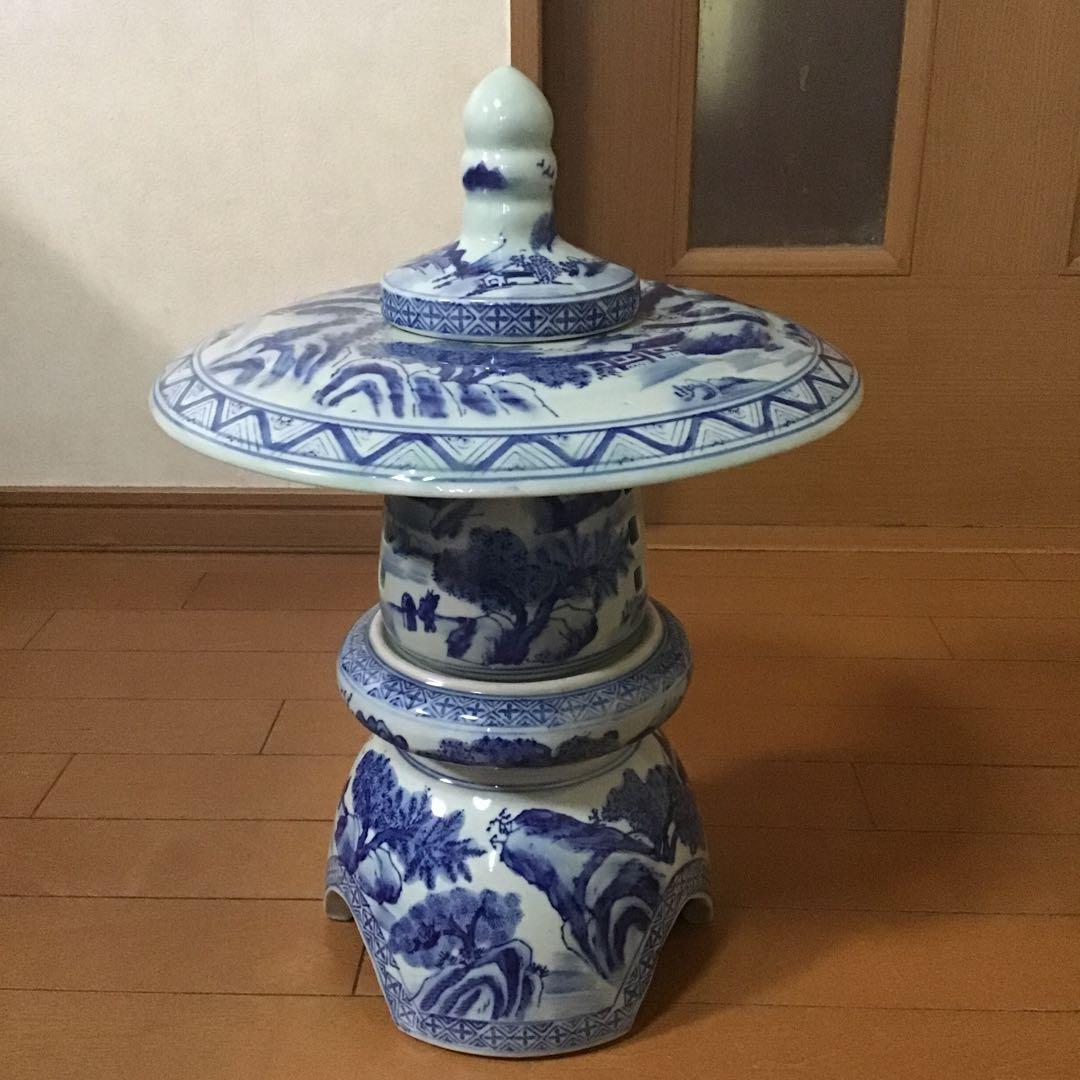 有田焼　灯篭　陶器　置物