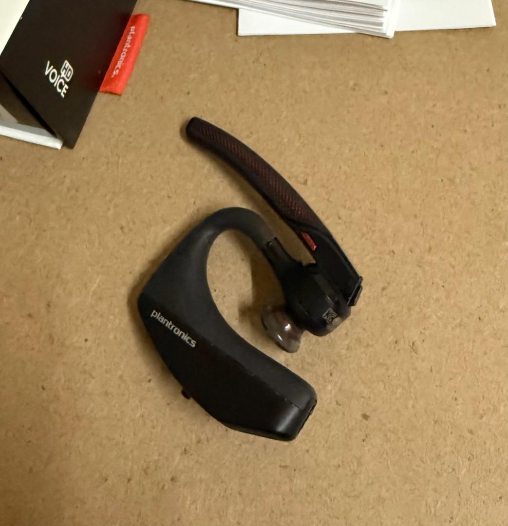 Plantronics Voyager 5200 ワイヤレスヘッドセット 箱あり