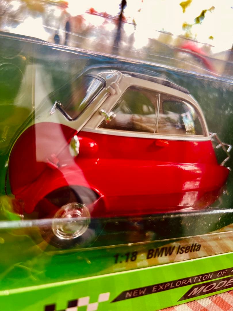 値引イセッタ300 ダイキャスト1/18スケール