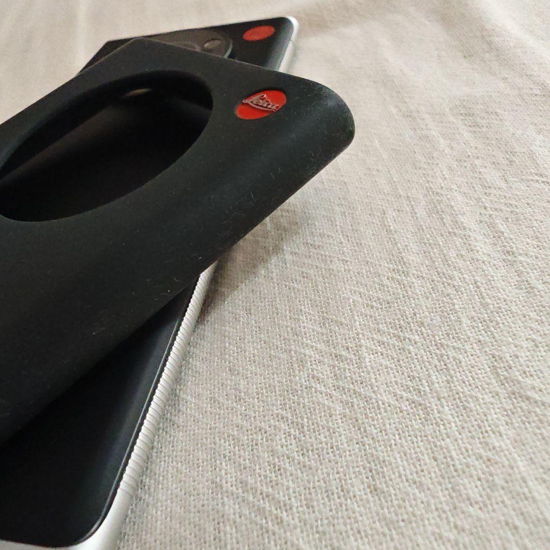 SIMフリー LEITZ PHONE 1　美品　純正カバー付き