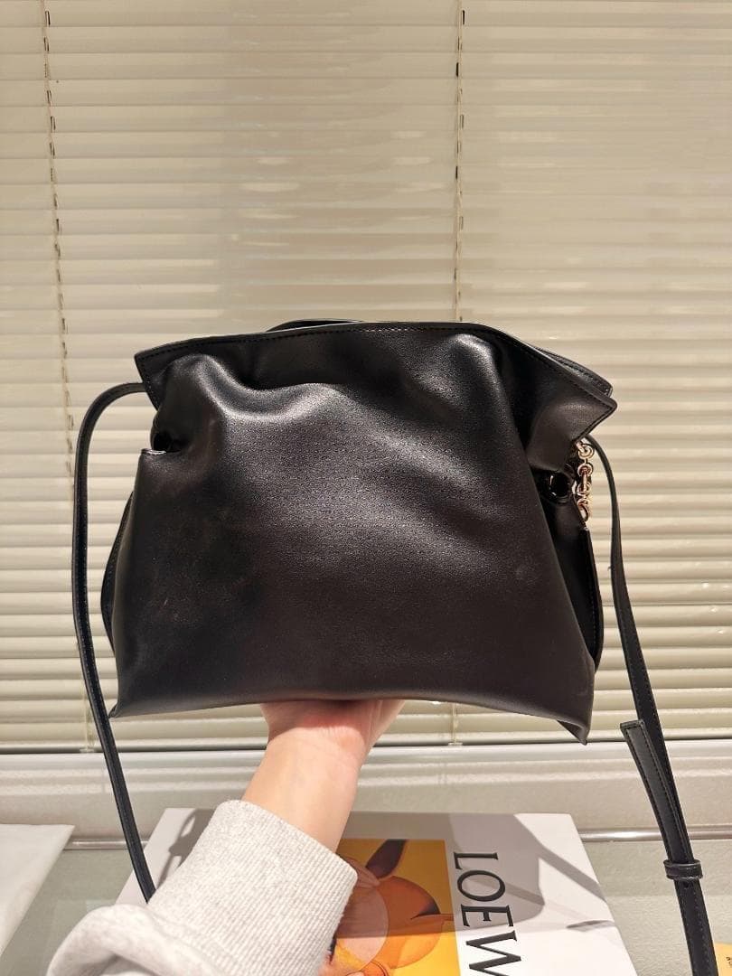 ショルダーバッグハンドバッグ
