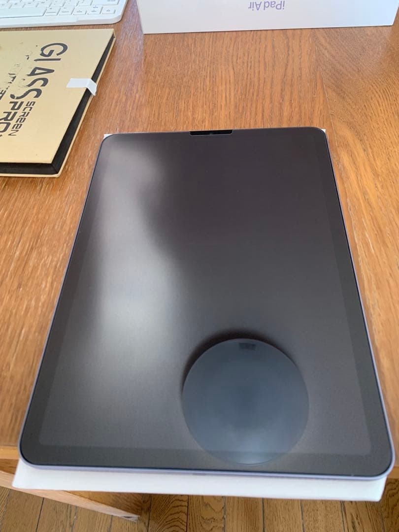「Koniwo」iPad Air 第5世代 Wi-Fi 64GB 美品