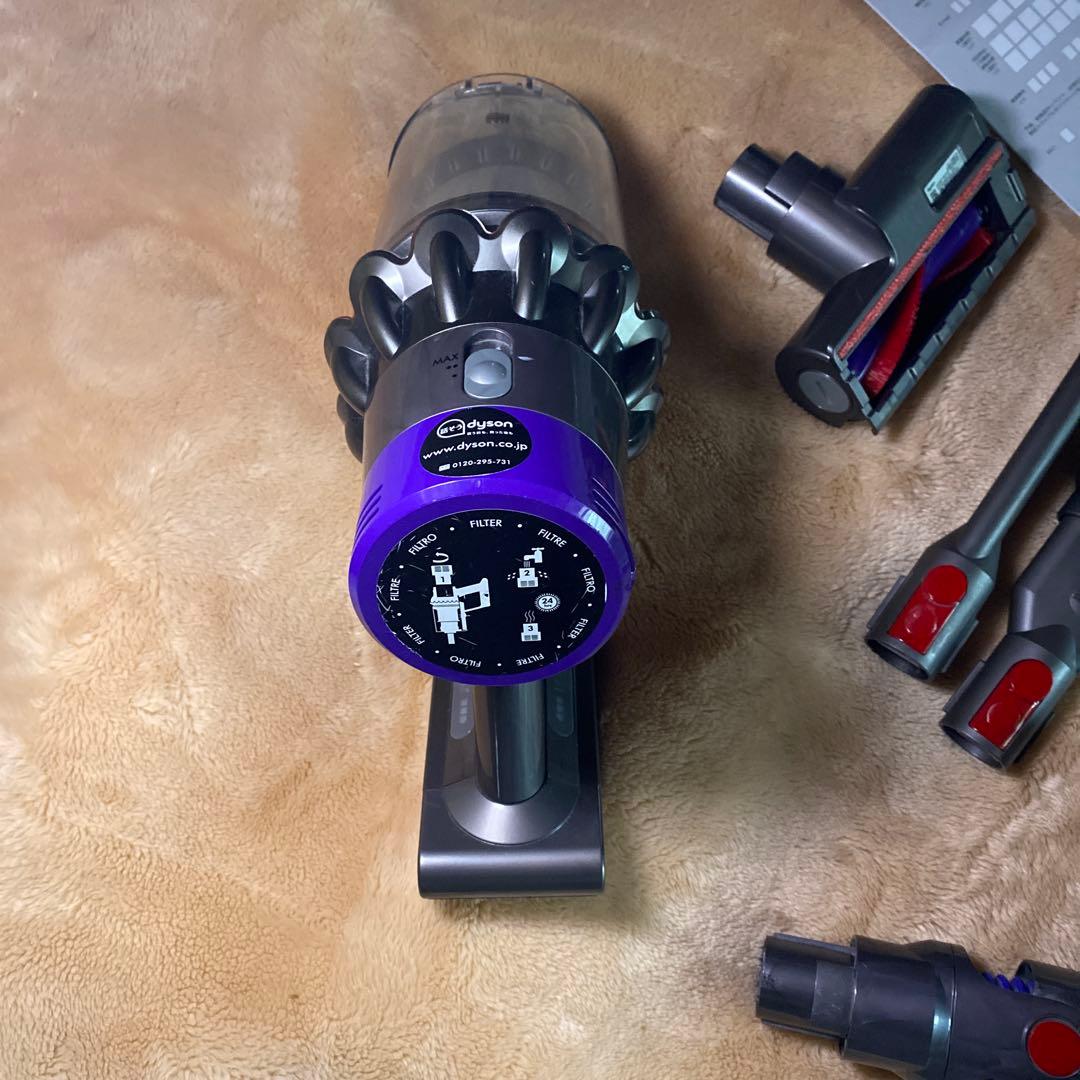 ぴ*ろ様 ☆Dyson V10 SV12スティッククリーナー☆動作良好！