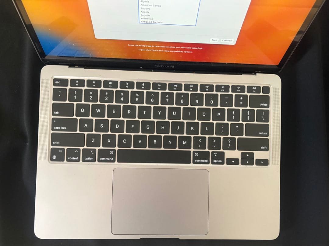 Apple MacBook Air 13インチ（M1・2020年モデル）