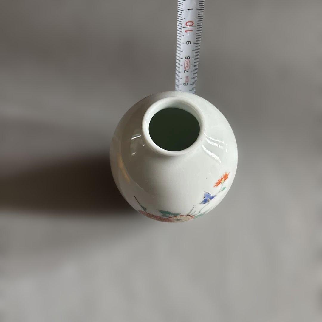 13代酒井田柿右衛門　花瓶 花器　工芸品　置物　重要無形文化財　人間国宝　骨董