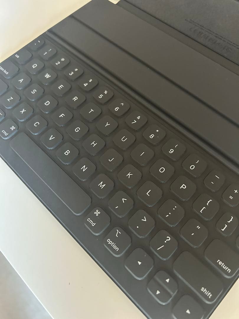 【純正】iPad Pro 11インチ Smart Keyboard Folio