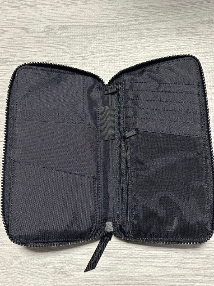 【美品】　THE NORTH FACE パスポートケース ブラック