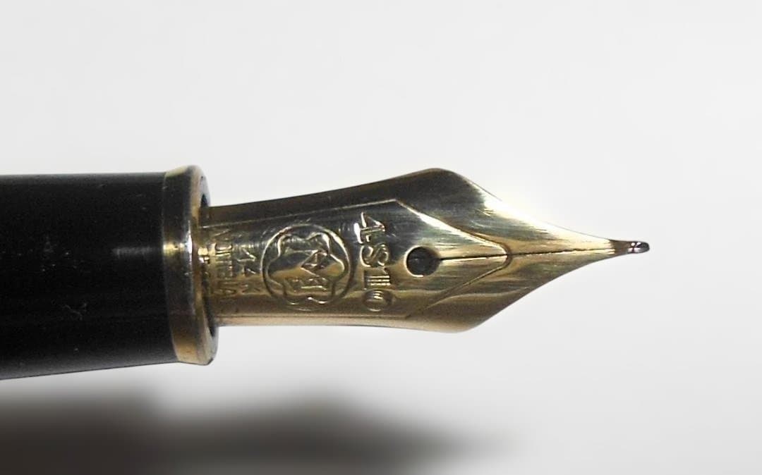 MONT BLANC MEISTERSUTUCK　4810 14K 万年筆