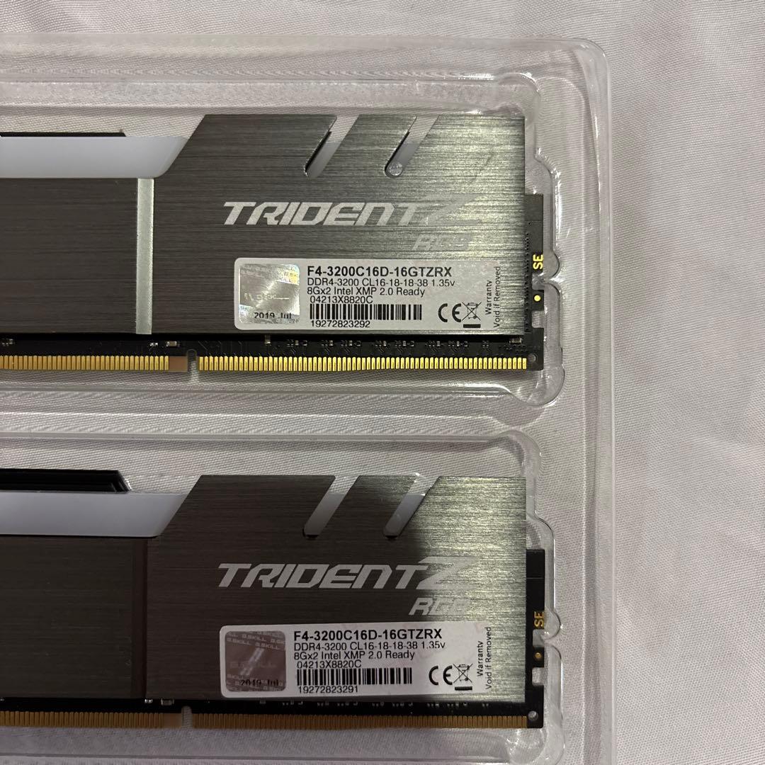 メモリー G.SKILL TRIDENT Z RGB DDR4 16GB (2x8GB)