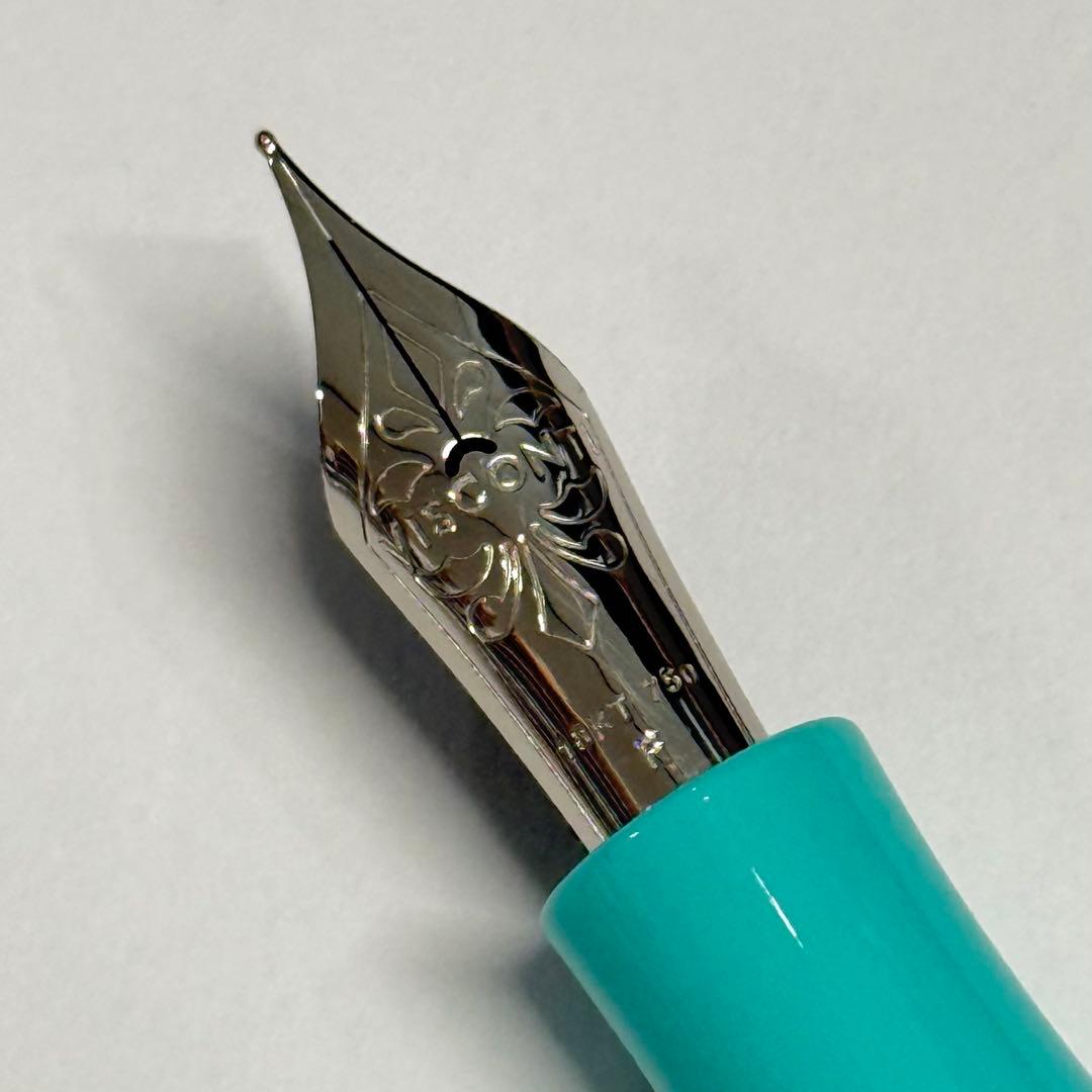 VISCONTI ビスコンティ ディヴィーナ エレガンス ウェーブ 万年筆 細字
