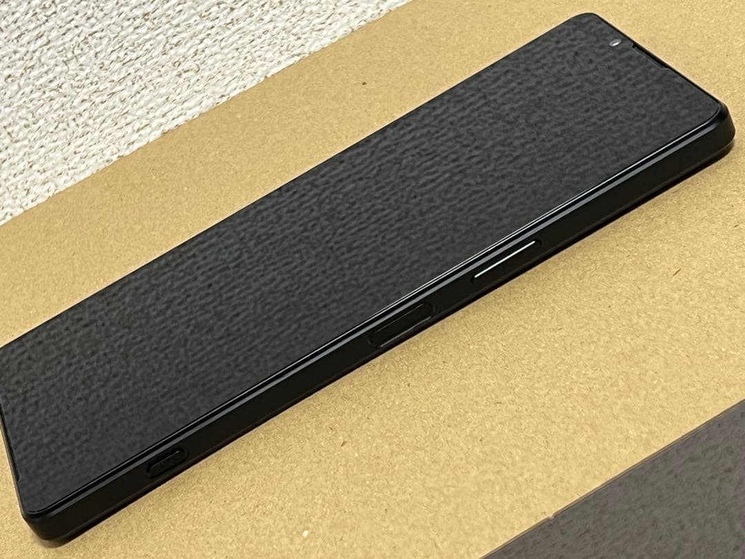 美品 SONY Xperia 1 IV ブラック au SOG06