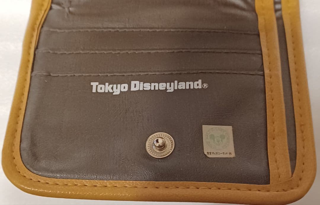 東京ディズニーランドの折り財布 TOKYO DISNEYLAND ドナルドダック