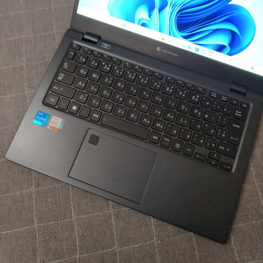 美品 Dynabook 超軽量 爆速 13世代i5 16GB 512GB 16