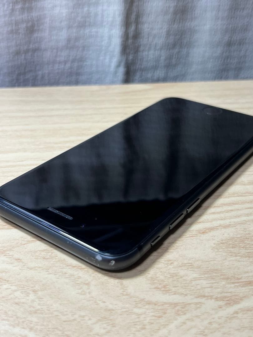 ♫ Apple iPhone 8 スペースグレー