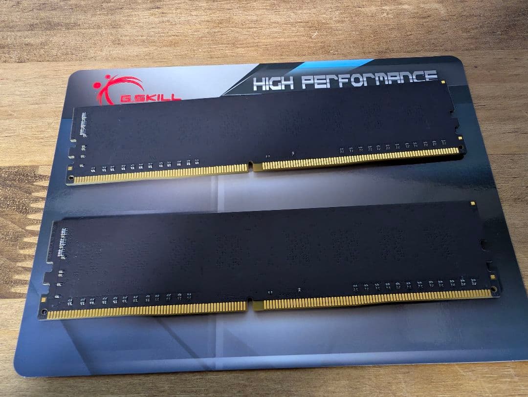 ぢ*る様 G.Skill F4-2666C19D-16GNT DDR4 8GB×