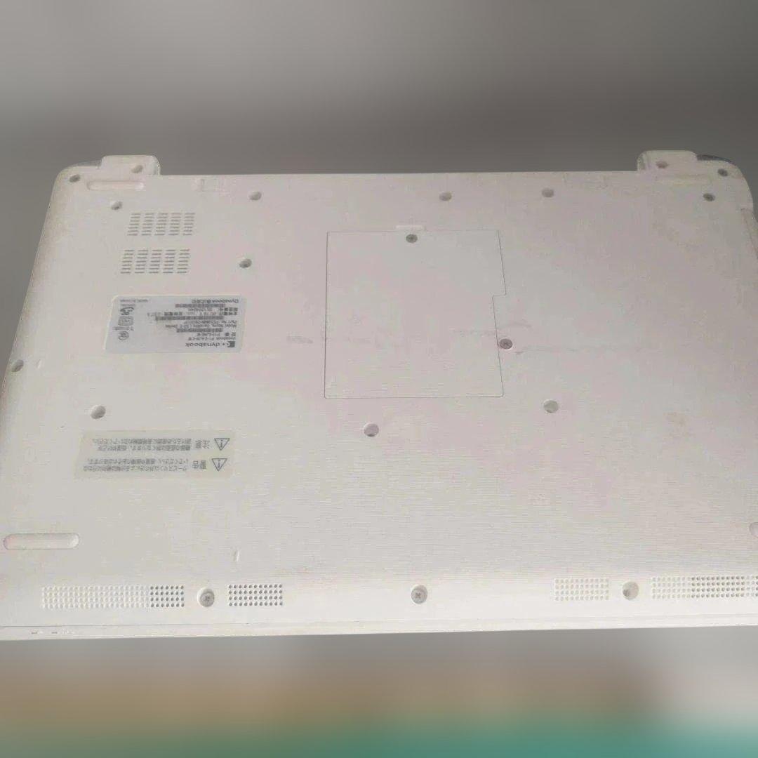 Windowsノート本体 dynabooknote Celeron N4020 M8G SSD238G