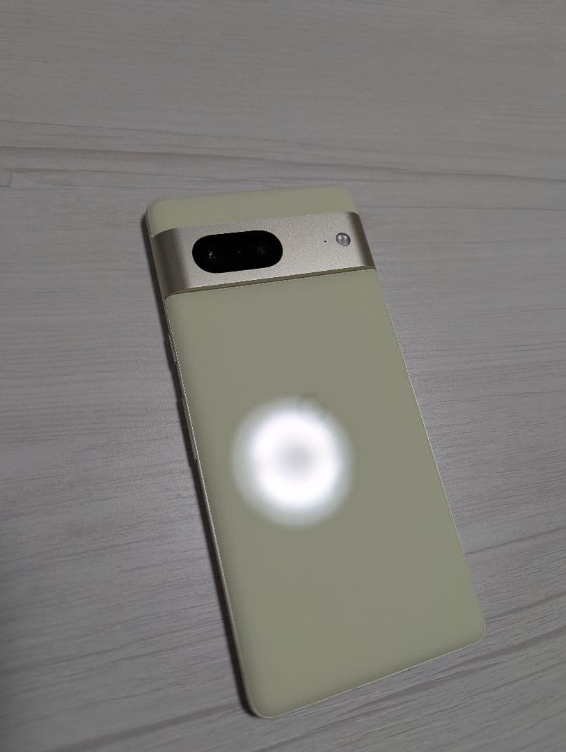 Google Pixel 7 レモングラス