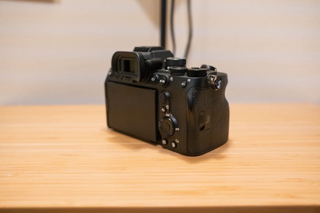 ユ*キ様 【SONY α7 IV（ILCE-7M4）ボディ】保証書あり・付属品完