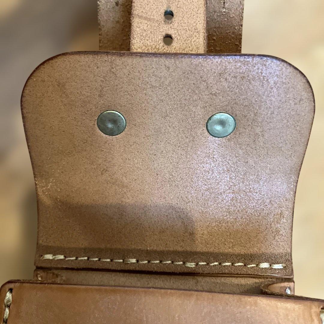美品　herzレザーベルトポーチ