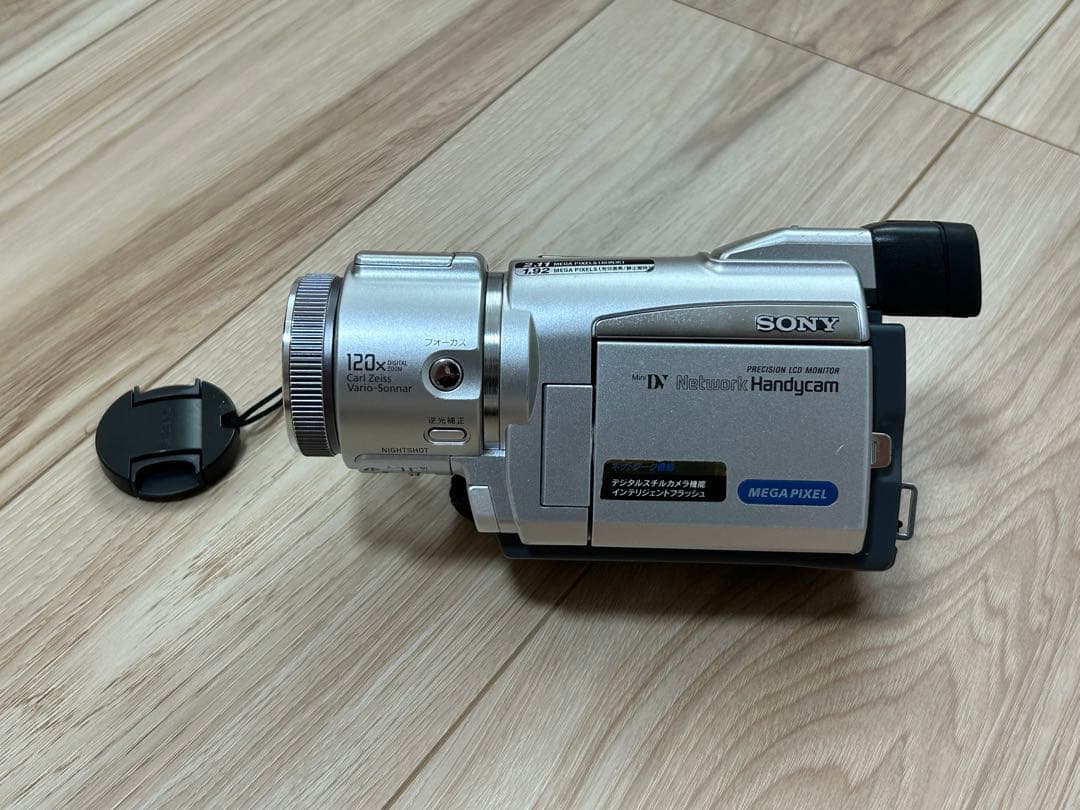 SONY ハンディカム DCR-TRV70 MINI DV