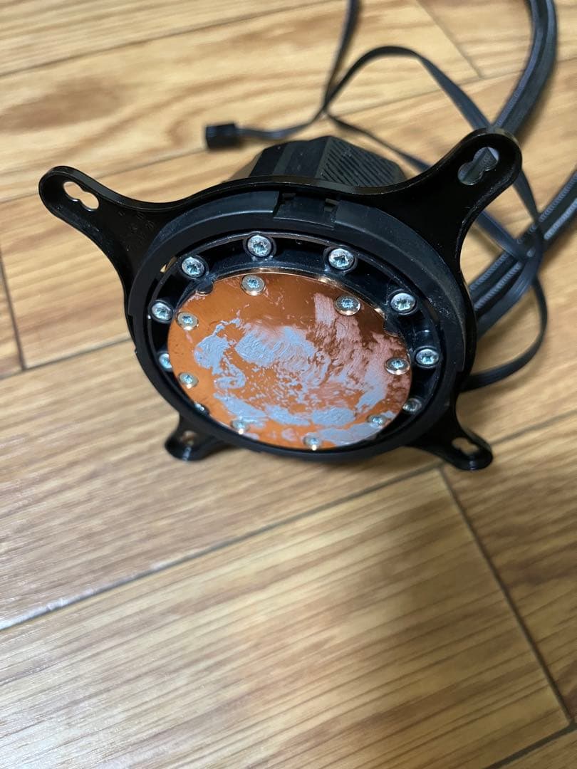 ASUS TUF LC 240 RGB 簡易水冷CPUクーラー 240mm