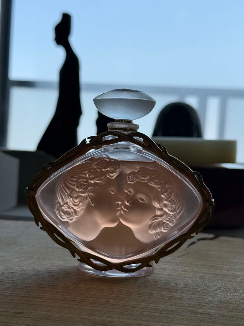ルネ・ラリック LALIQUE 香水瓶　テンダー・キス