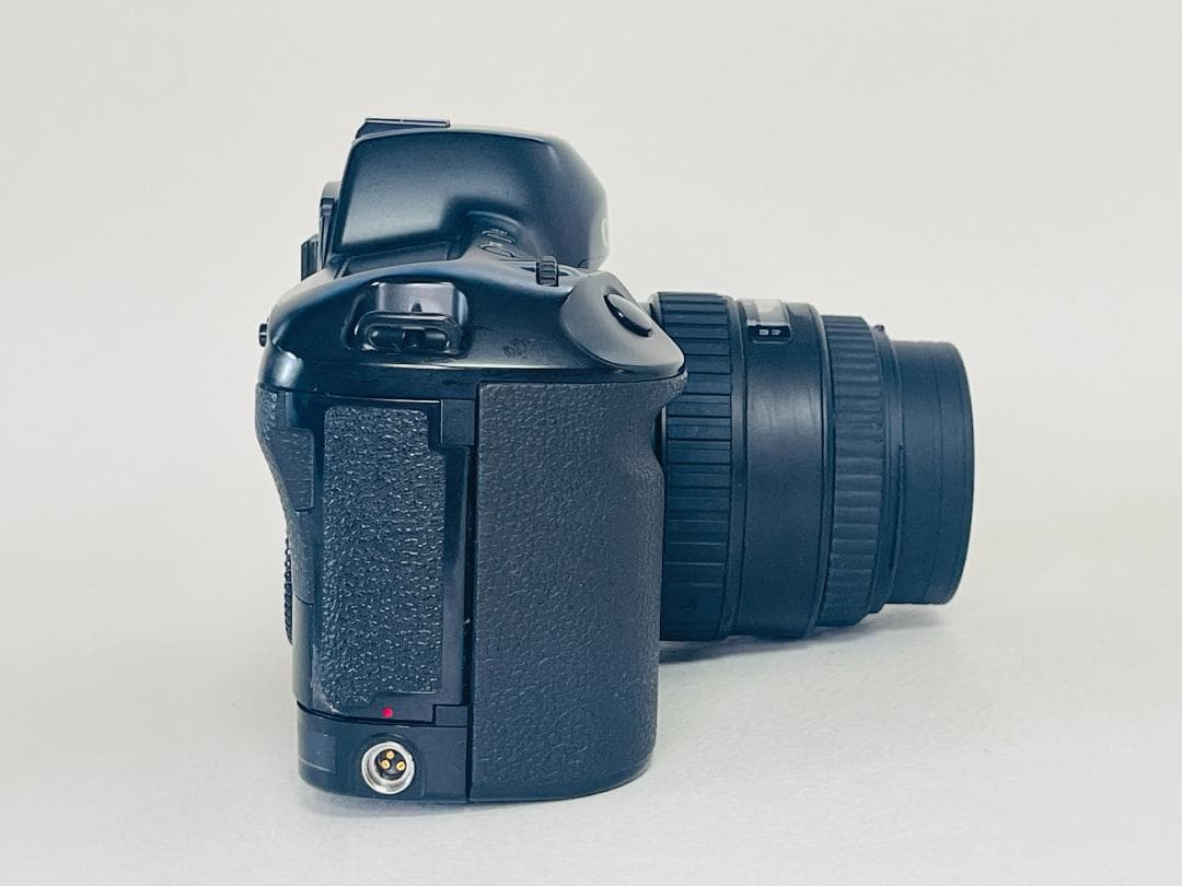 【美品】完動品 Canon EOS-1N フィルム一眼レフカメラ BCエラー無し