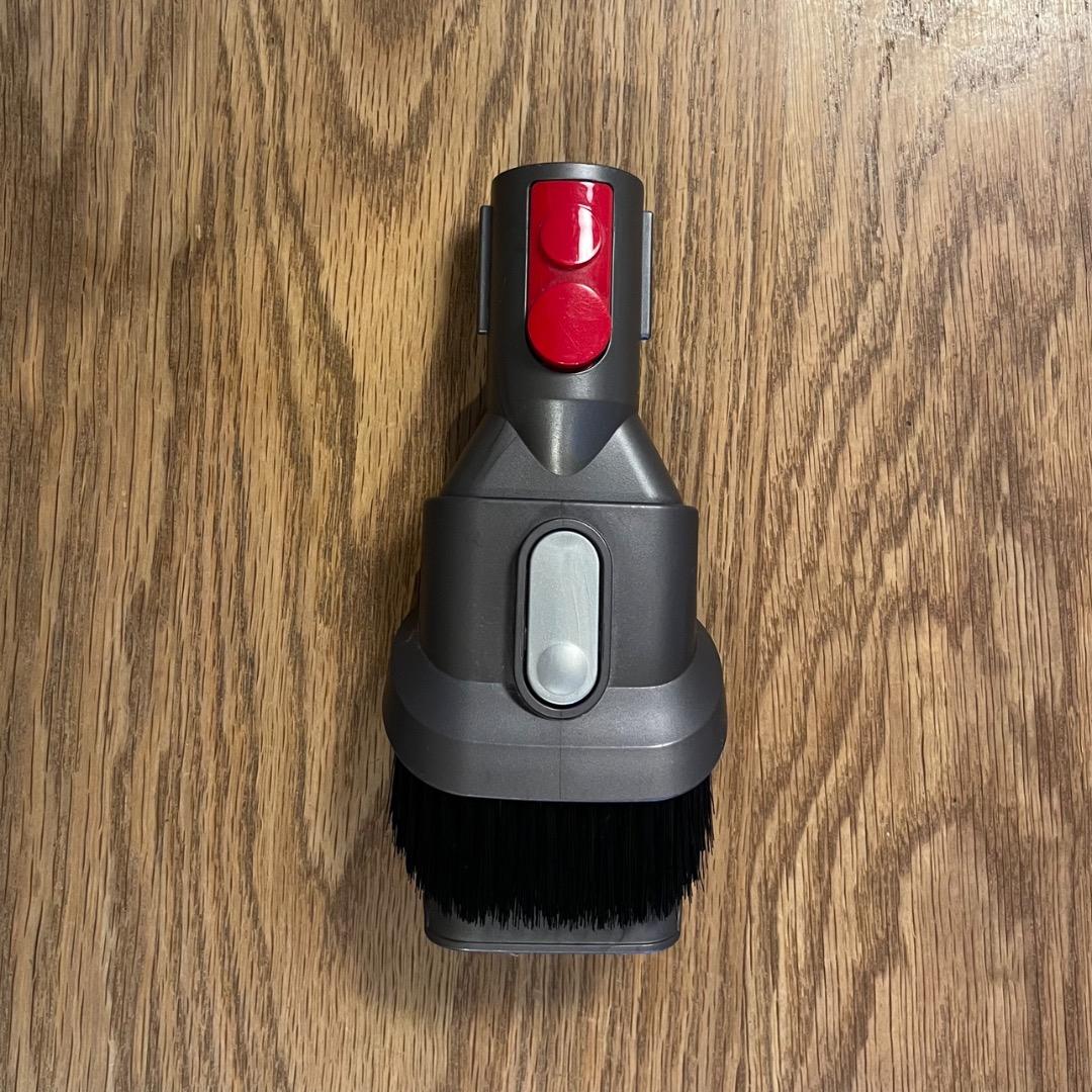 Dyson SV12コードレスクリーナー 本体＋付属品各種 ジャンク