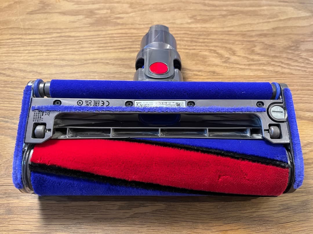 Dyson SV12コードレスクリーナー 本体＋付属品各種 ジャンク