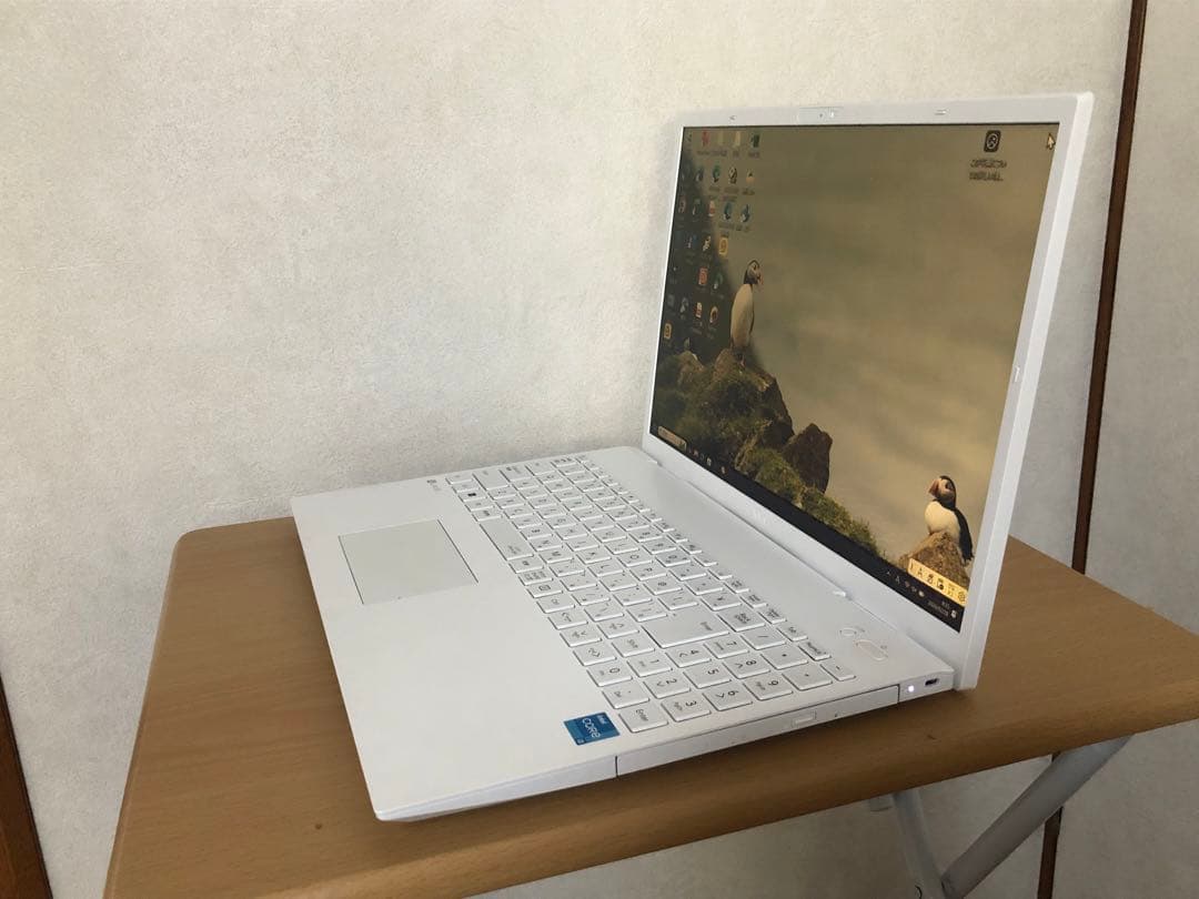 LAVIE N16 PC-N1635HAW パールホワイト