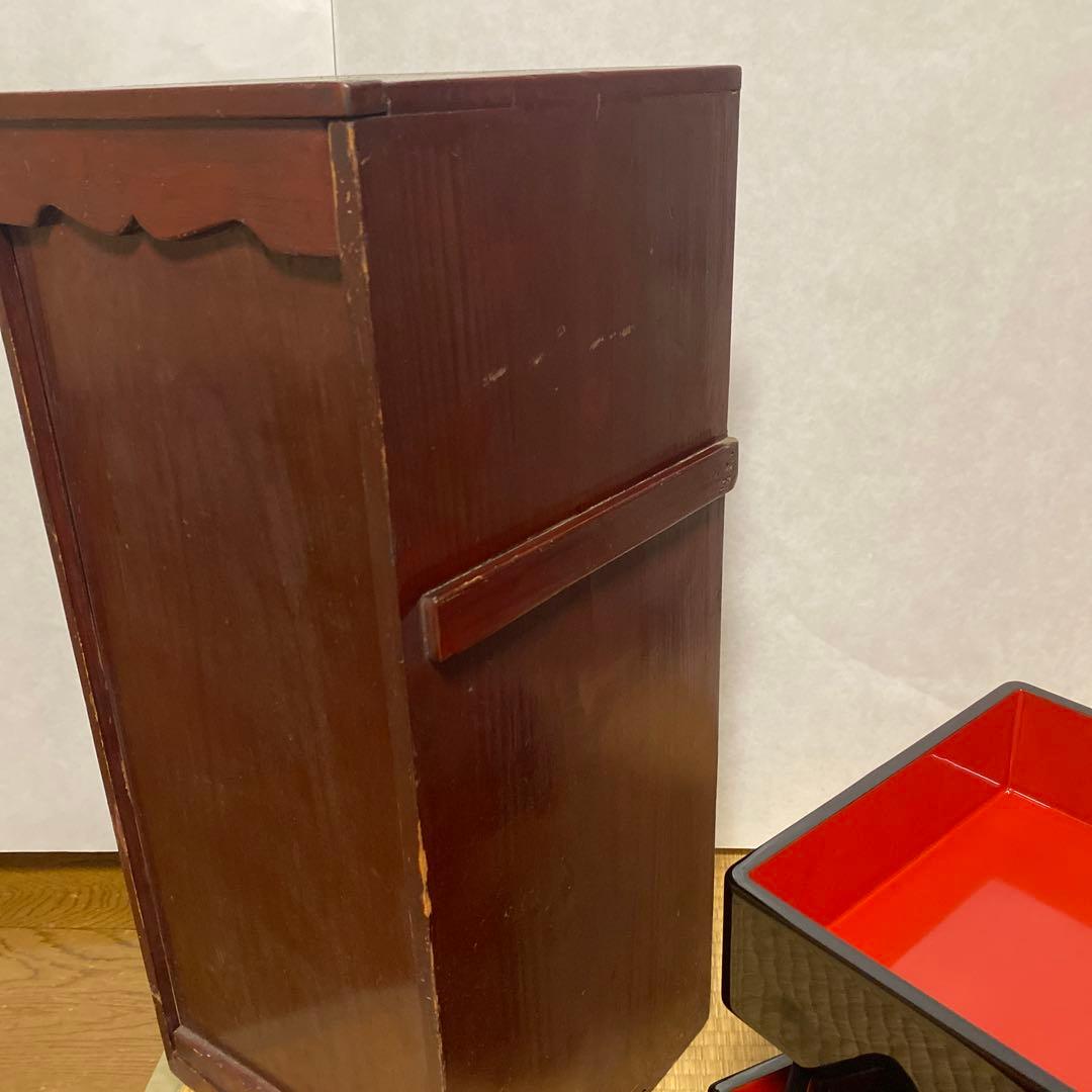 木製黒塗重箱　家紋入り　黒無地