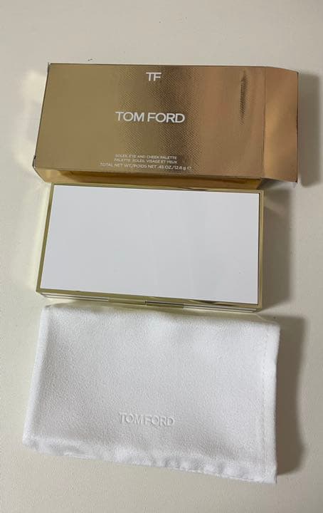 TOM FORD トムフォード ソレイユ アイ アンド チーク パレット 04