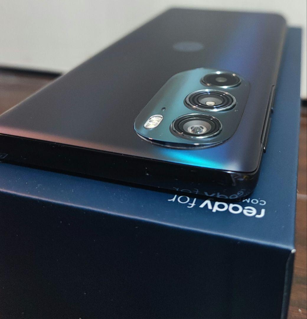 スマートフォン本体 Motorola Edge 30 Pro