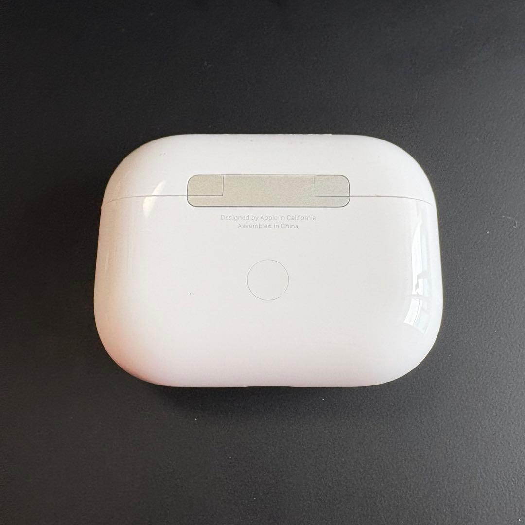 AirPods Pro第2世代 Lightning正規品 右耳ノイズありケース付