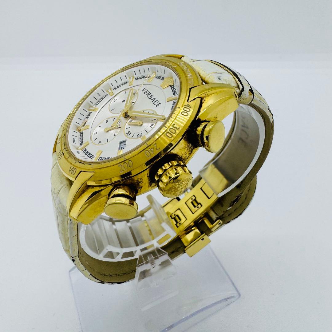 ✨VERSACE✨ヴェルサーチ✨クロノグラフ✨クォーツ✨シルバー文字盤✨腕時計✨