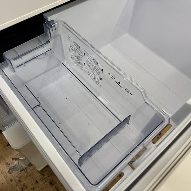 地域限定送料無料　超美品【 AQUA 】アクア 冷凍冷蔵庫 AQR-SV27M